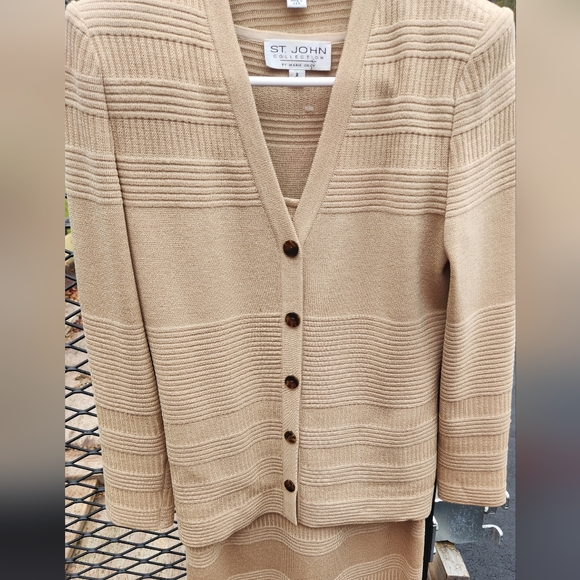St. John 2 Piece Santana Knit Beige Dress Cardigan Sweater Set 2 - Picture 5 of 7